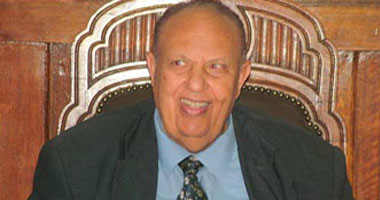 رئيس استئناف القاهرة السابق: أحكام القضاء الضمان لاستعادة الأموال المهربة