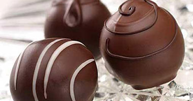 بريطانى يبتكر أول شوكولاتة صحية للمساعدة فى فقدان الوزن
