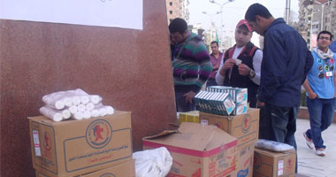 شباب المنصورة يجمعون الدواء لمساندة الشعب الليبى