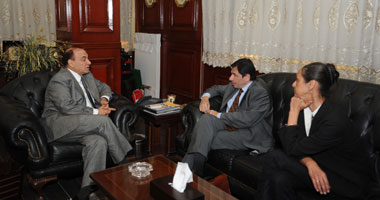 القنصل الفرنسى بالقاهرة يزور الأقصر 