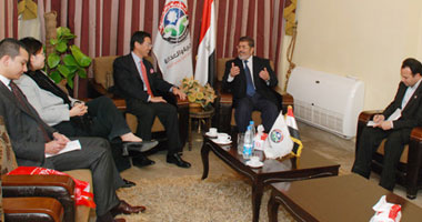 مباحثات بين "الحرية والعدالة" وسفير كندا بالقاهرة