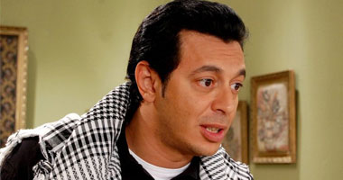 عثمان أبو لبن يجرى تعديلات على سيناريو مسلسل "مولانا العاشق"