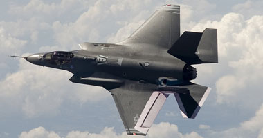 إسرائيل تعلن نجاح تجارب إقلاع وهبوط المقاتلة F-35