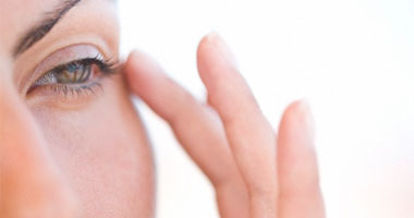 ما هو مرض "سارق البصر" وهل له علاقة بارتفاع ضغط العين؟