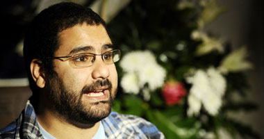 مباحث القاهرة: بدء إجراءات إخلاء سبيل علاء عبد الفتاح من سجن طرة