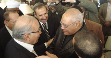 شفيق والعوا يلتقيان بالأقصر