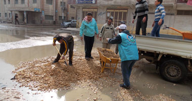 بالصور.. الإخوان ينظفون شوارع ويوزعون اللحوم فى شمال سيناء