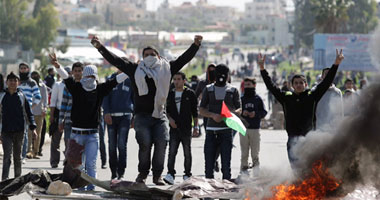 شباب الانتفاضة يدعو إلى مسيرات ضد الاحتلال فى ذكرى "انتفاضة الحجارة"