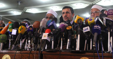 الوفد الإيرانى يقاطع كلمة الشافعى.. ومصدر : الأزهر لا يعرف التقية 
