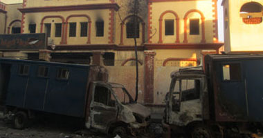 النيابة تبدأ التحقيق مع 14 إخوانيا لاتهامهم بحرق مركز شرطة العياط
