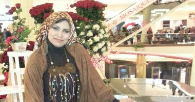 بالصور.. "الفرو" يميز أحدث مجموعة إكسسوارات للمصممة سمر مبروك