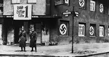  المجلس اليهودى الألمانى يعارض إحياء ذكرى المذابح النازية مع سقوط جدار برلين 