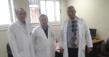 أطباء مستشفى شرق المدينة بالإسكندرية يطالبون بصرف مستحقاتهم المتأخرة