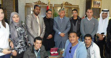 بالصور.. حملة مستقبل وطن تلتقى السروى لعرض أفكارها لتطوير السويس