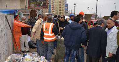 محافظ الإسكندرية يرصد عقارا مخالفا بطريق الكورنيش أثناء جولة تفقدية