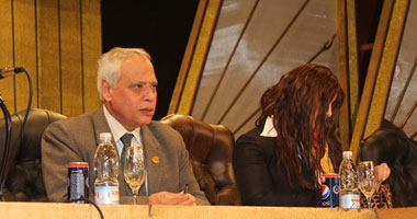 بالصور.. "بأمر الشعب" تطالب الأقصريين بدعم السيسى رئيساً للجمهورية