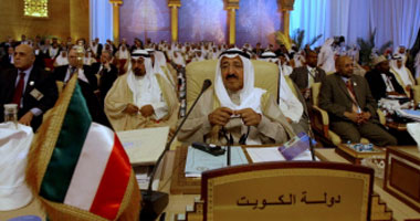 وزير خارجية قطر يزور الكويت بعد أيام من رسائل أميرها لدول الرباعى العربى