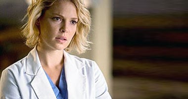 Katherine Heigl تنفى انسحابها من "Grey’s Anatomy"