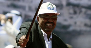 الجارديان: الانتخابات السودانية لن تغير شيئا