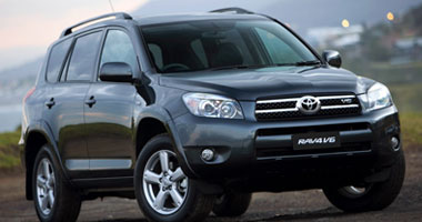 RAV4”" تشعل المنافسة فى معرض جنيف