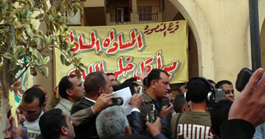 اعتصام عمال شركة "بتروتريد" بطنطا