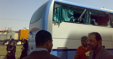 تحطم زجاج أتوبيس"نظيف"أثناء زيارته للمنيا