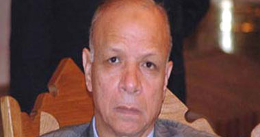 محافظ القاهرة يتفقد هيئة النظافة ويجتمع بالموظفين