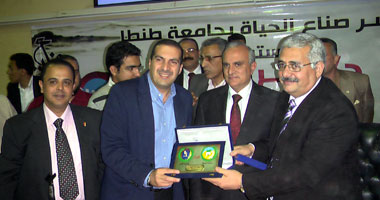 عمرو خالد يضع خمس خطوات للنهضة بالشباب بجامعة طنطا