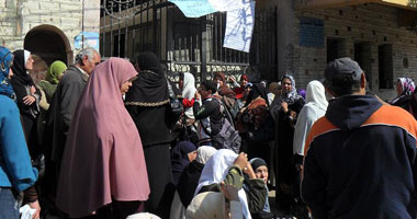 بلطجية يهاجمون شركة أجواء بالسويس لمحاولة تهريب المديرين المحتجزين