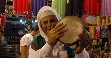 بالفيديو.. "مزاهر" ورثنا "الزار" عن أهلنا.. ونعيش "يوم عسل وآخر بصل"