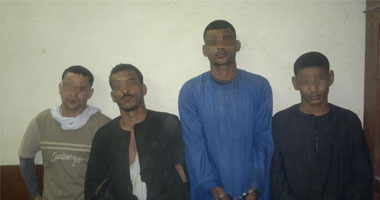 بالصور.. أمن سوهاج يضبط 3 بندقيات آلية فى حملة بالبلينا