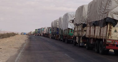 سفر وعودة 897 مصريا وليبيا و158 شاحنة عبر منفذ السلوم خلال 24 ساعة