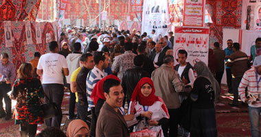 رئيس اللجنة المشرفة على انتخابات الزمالك يطالب المندوبين بالخروج من الخيم