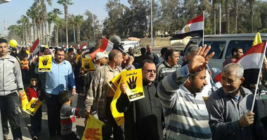 انطلاق مسيرة لعناصر الإخوان من أمام "مترو البحوث" باتجاه شارع السودان