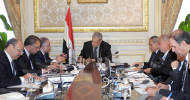 اجتماع المجموعة الاقتصادية برئاسة "محلب"