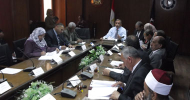 المجلس التنفيذى بمحافظة السويس يرفض زيادة الأجرة للخطوط الداخلية 