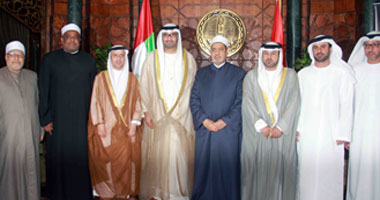 وصول وزير الدولة الإماراتى لمشيخة الأزهر للقاء الإمام الأكبر