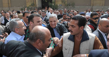 رئيس الوزراء لعمال المحلة: كلما زاد الإنتاج زاد الاستهلاك