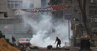 الإخوان يطلقون الخرطوش على قوات الأمن بميدان الألف مسكن