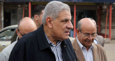 رئيس الوزراء يفتتح منظومة النظافة بالدقى بقراءة الفاتحة على أرواح الشهداء