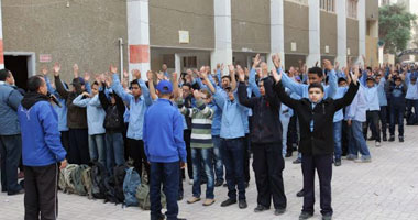 انتظام الدراسة بـ2272 مدرسة وإضراب بـ3 مدارس بأسيوط