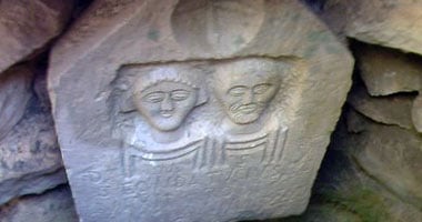 مزارع ينقب عن آثار كاهن يهودى بالمنصورة