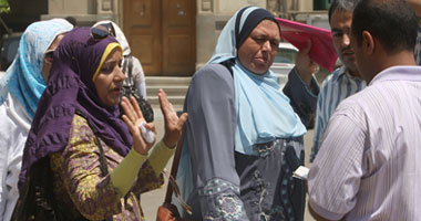 بين سندان الإهانة ومطرقة زيادة الرواتب بالكادر... إقبال شديد من المعلمين على امتحانات المتخلفين بالمحافظات