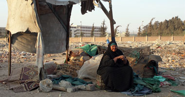 «ابصم واحصل على خيمة ماما سوزان مجاناً».. هذا ما قالته أبلة أشجان لباعة عين حلوان.. فبصموا واختفت أشجان ومعها الخيام