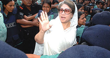 الشرطة تقتحم مكتب زعيمة المعارضة فى بنجلادش خالدة ضياء          