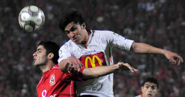 الأهلى يضع درع الدورى الـ35 فى خزائنه