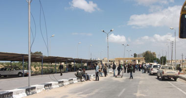 عبور 1000 فلسطينى من معبر رفح فى الاتجاهين