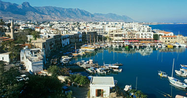 لندن تقترح إعادة أراض إلى قبرص فى حال إعادة توحيدها