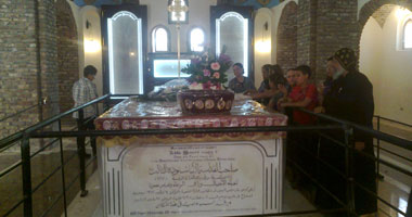 فى عيد الأنبا بيشوى.. تعرف على قديس الأقباط الملقب بالكامل فى 5 معلومات