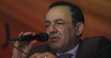 عمرو الشوبكى يشارك فى انتخابات مجالس إدارات الأهرام